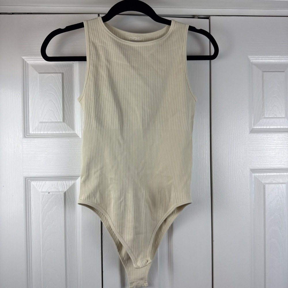 OQQ Shapewear Bodysuit Sleeveless Beige Women's size M Medium